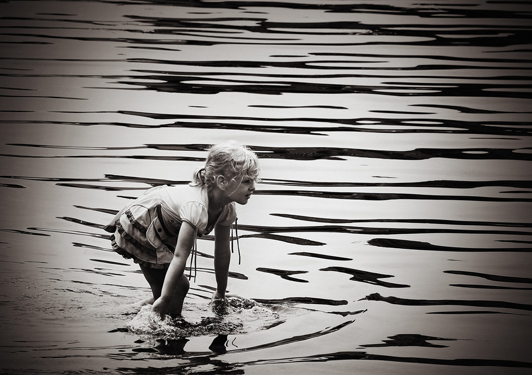 А вода - то мокрая