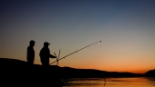 Рыбаки на закате
